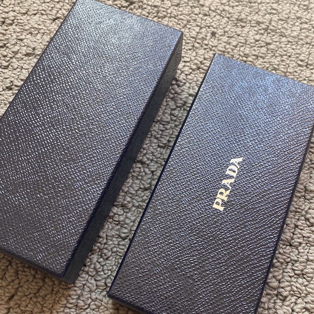 Prada Textured Rectangular Gift Box Dark Blue/Bla… - image 4
